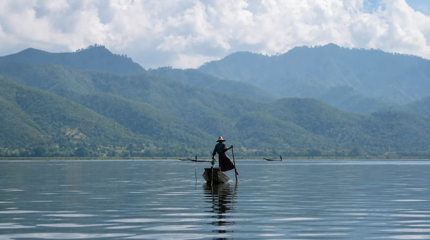 インレー湖（Inle Lake）