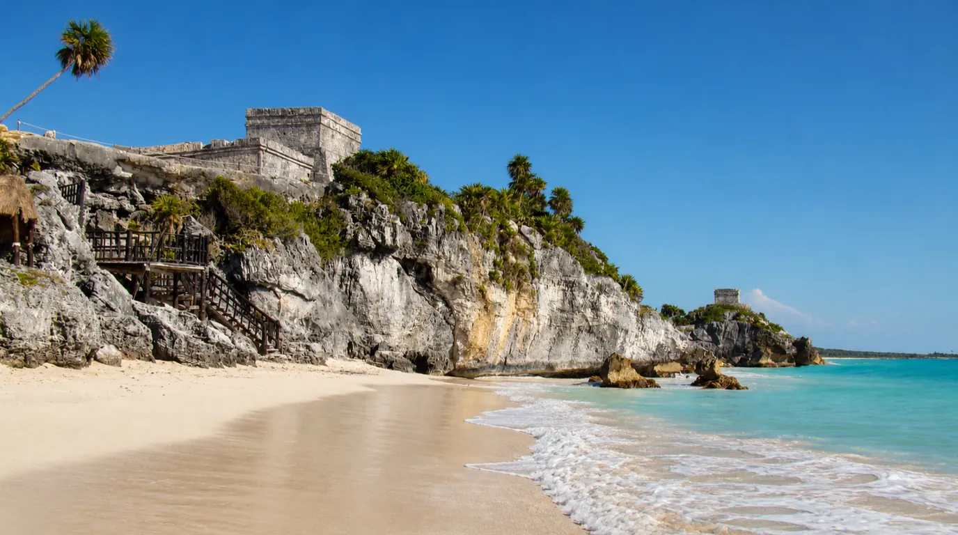 トゥルム遺跡（Tulum Archaeological Site）